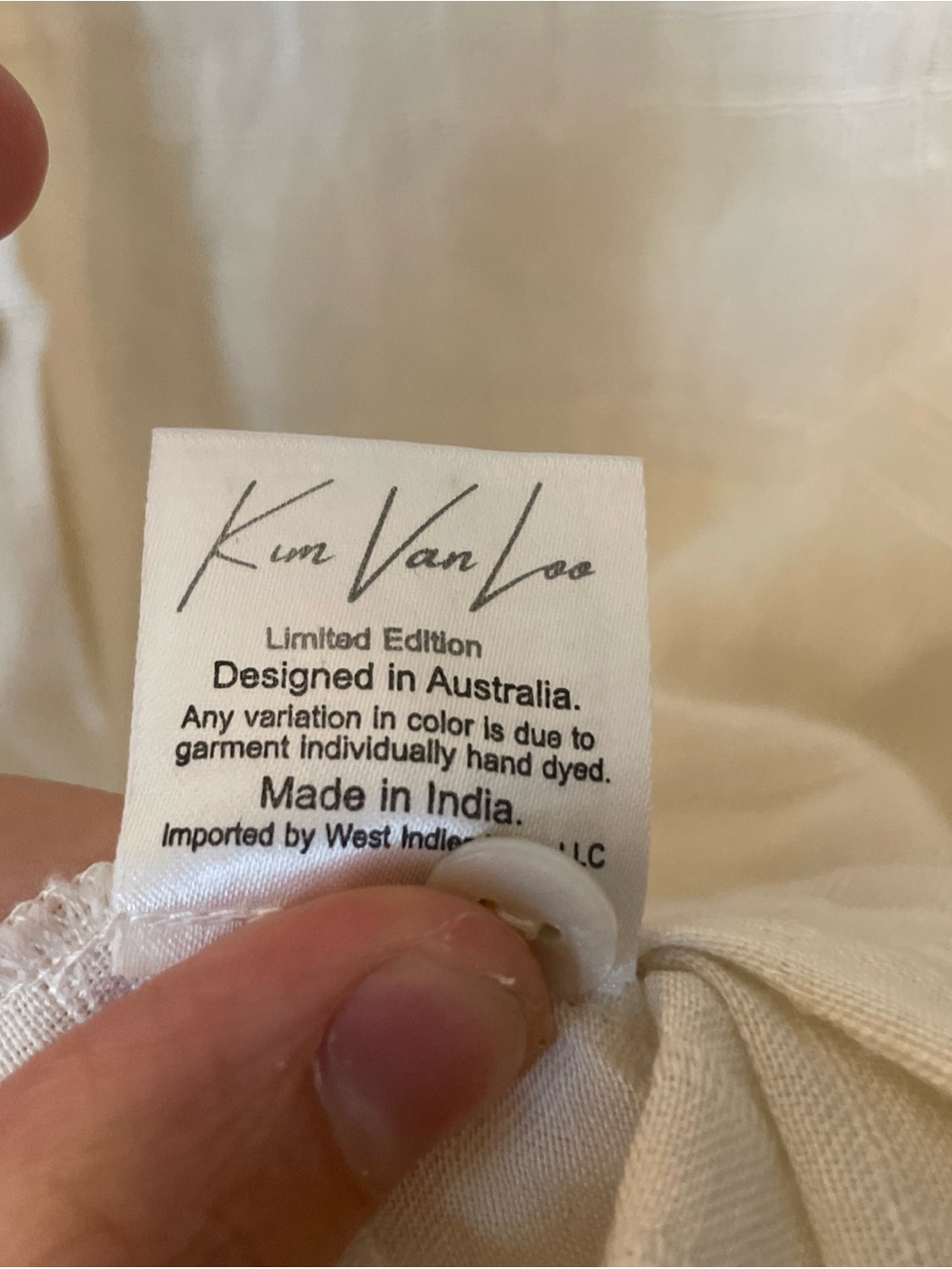 Kim Van Lou Linen Blend Oversized Blouse White Embroidered Scarab Beetle S/M - Picture 3 of 6